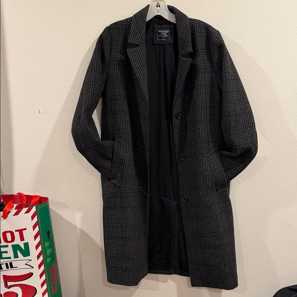 Woman’s Abercrombie & Fitch Charcoal Checkered Jacket